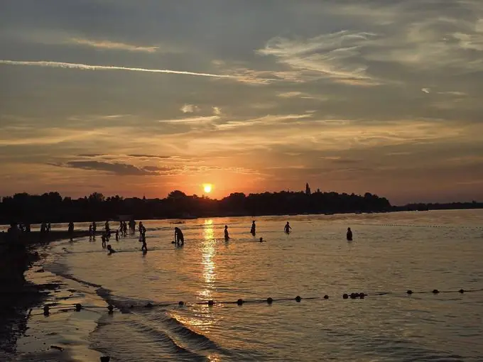 Západ slunce nad Dunajem